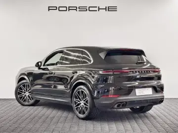 2024 Porsche Cayenne с пробегом 35 000 км