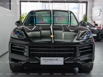 2026 Porsche Cayenne с пробегом 7 300 км