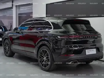 2026 Porsche Cayenne с пробегом 7 300 км