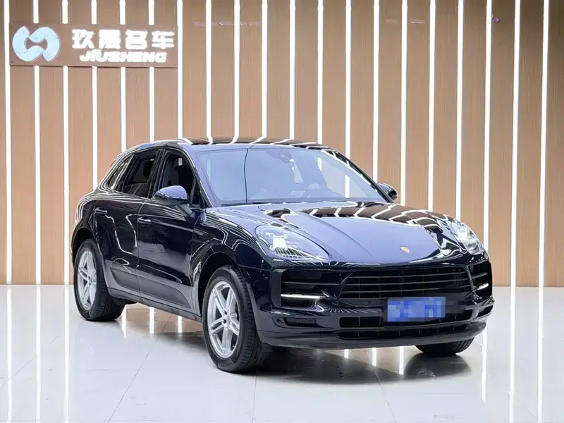 2021 Porsche Macan с пробегом 69 700 км
