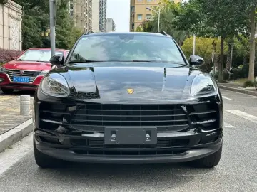 2021 Porsche Macan с пробегом 51 000 км