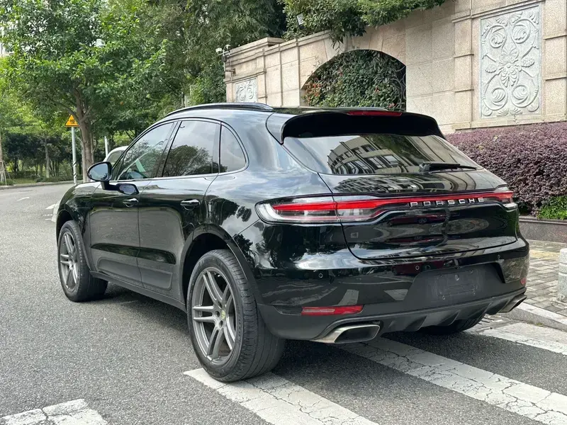 2021 Porsche Macan с пробегом 51 000 км