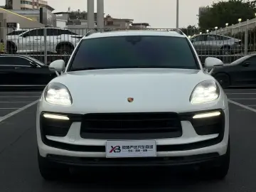2022 Porsche Macan с пробегом 49 500 км