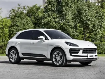 2023 Porsche Macan с пробегом 45 000 км