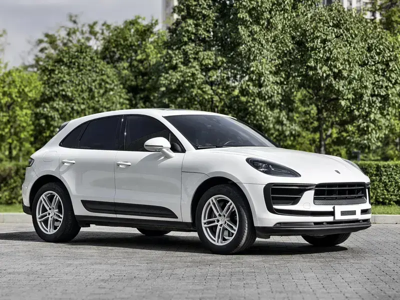 2023 Porsche Macan с пробегом 45 000 км