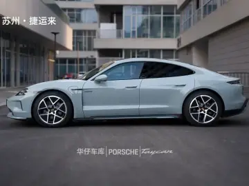 2024 Porsche Taycan с пробегом 28 000 км