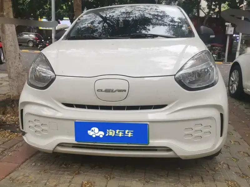 2021 Roewe Clever с пробегом 99 000 км