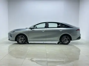 2025 Roewe D6 с пробегом 31 100 км