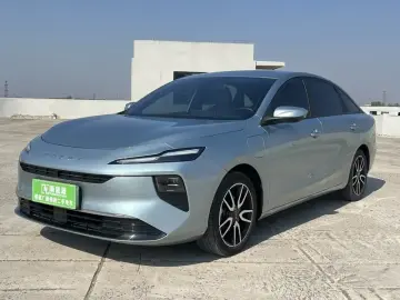 Roewe D6