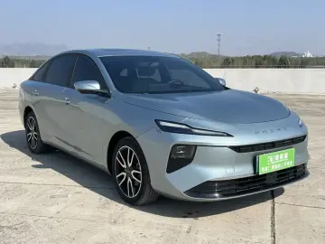 2025 Roewe D6 с пробегом 48 000 км
