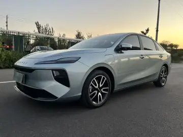 Roewe D6