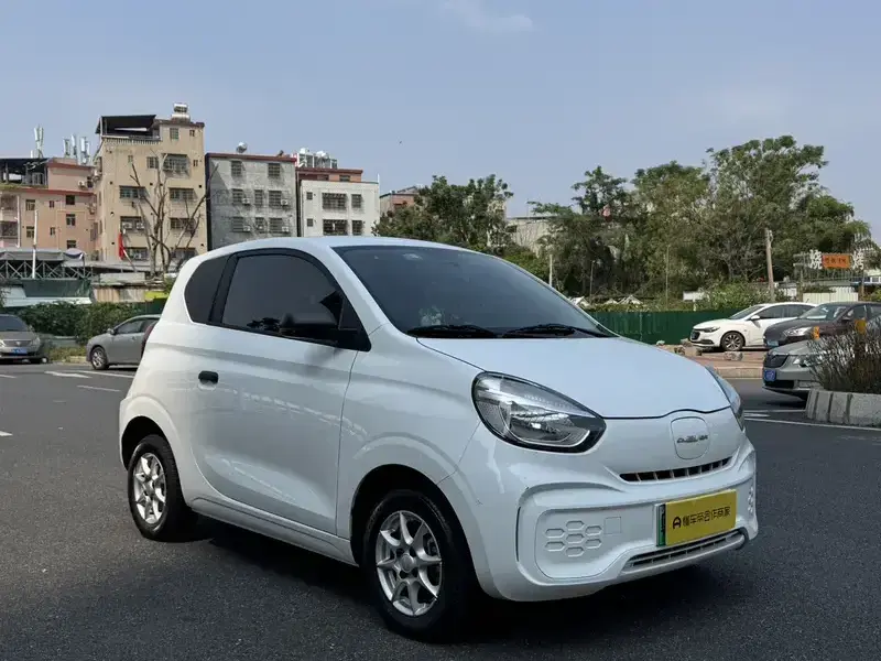 2022 Roewe Clever с пробегом 9 400 км