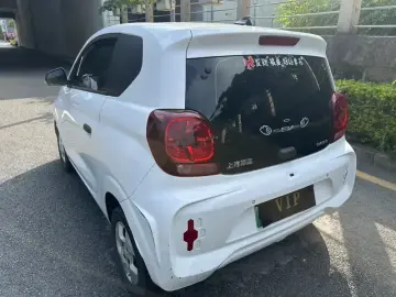 2021 Roewe Clever с пробегом 20 000 км