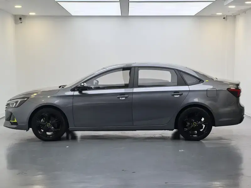 2020 Roewe i6 Max с пробегом 7 600 км