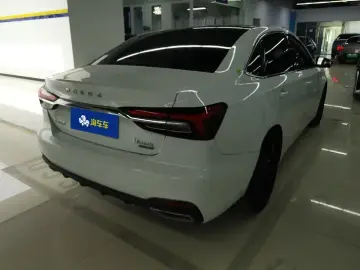 2020 Roewe i6 Max с пробегом 14 000 км
