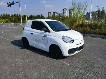 2021 Roewe Clever с пробегом 23 000 км