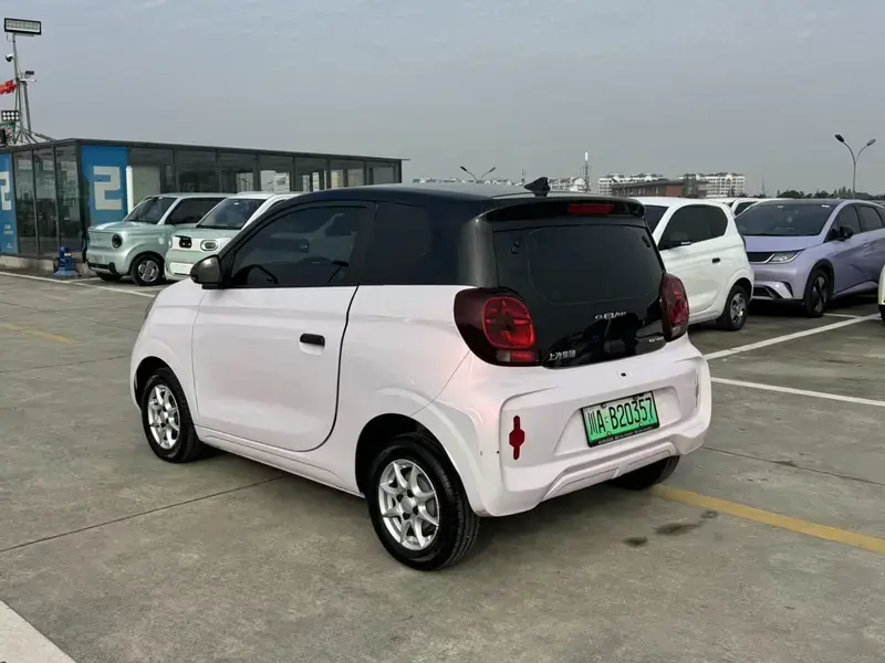 2022 Roewe Clever с пробегом 21 000 км