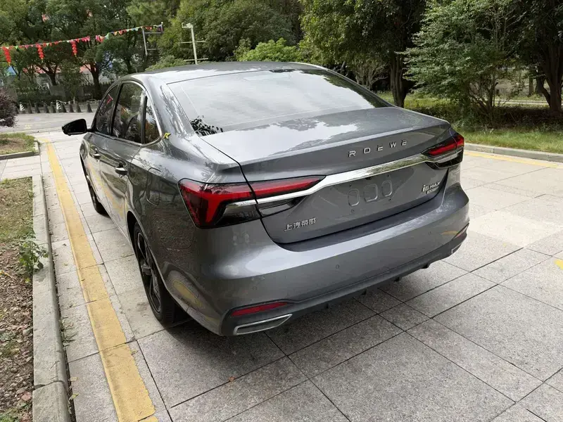 2020 Roewe i6 Max с пробегом 52 000 км