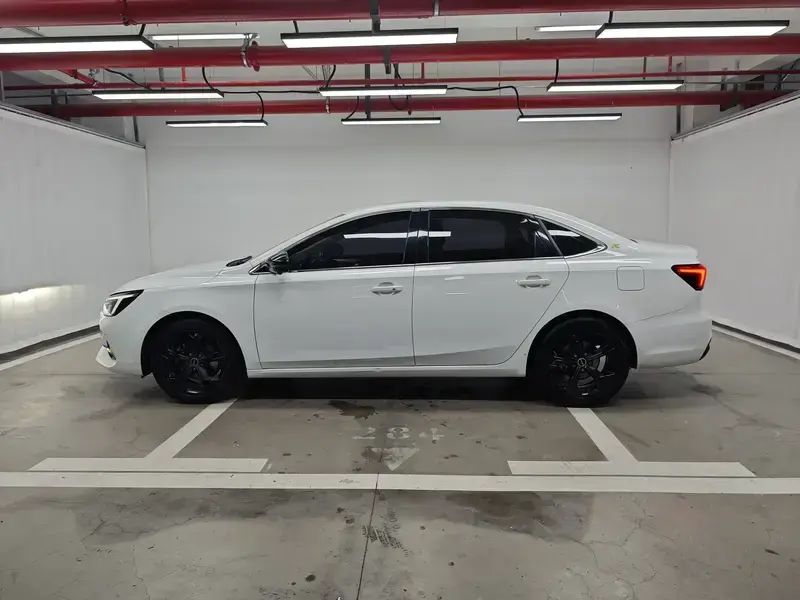 2020 Roewe i6 Max с пробегом 91 000 км