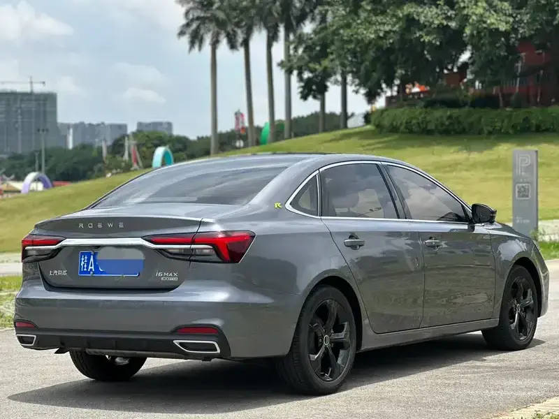 2020 Roewe i6 Max с пробегом 21 000 км