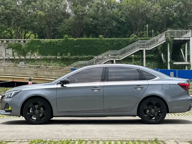 2020 Roewe i6 Max с пробегом 21 000 км