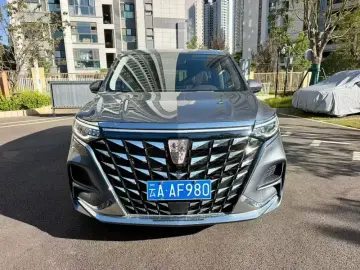 2023 Roewe iMAX8 с пробегом 26 000 км