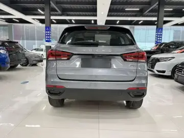 2021 Roewe RX3 с пробегом 25 000 км