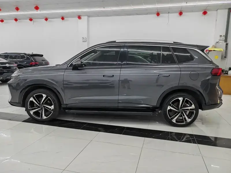2022 Roewe RX5 Max с пробегом 50 000 км