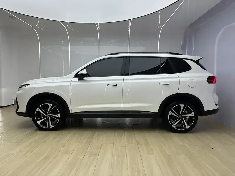 2022 Roewe RX5 Max с пробегом 21 900 км