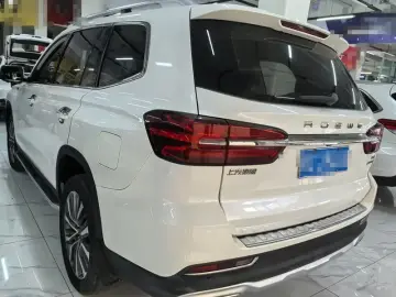 2018 Roewe RX8 с пробегом 90 000 км
