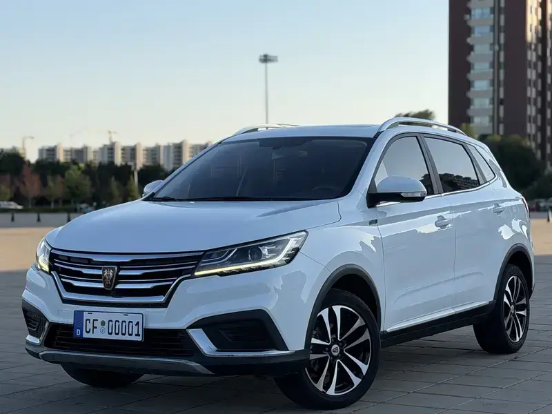 2018 Roewe RX3 с пробегом 17 000 км