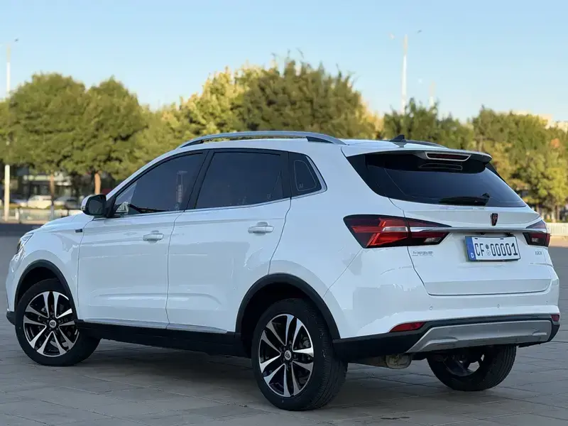 2018 Roewe RX3 с пробегом 17 000 км