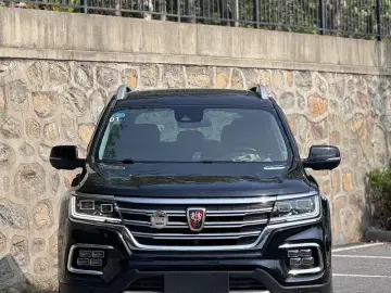 2018 Roewe RX8 с пробегом 68 000 км