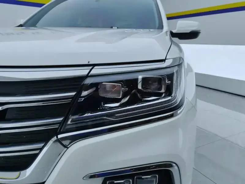 2019 Roewe RX8 с пробегом 75 000 км