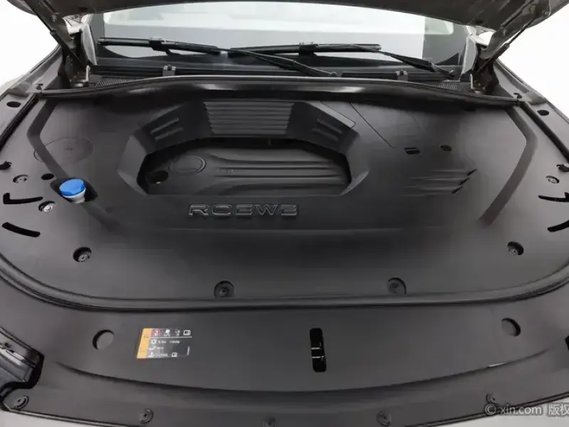 2023 Roewe RX9 с пробегом 13 500 км