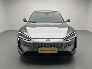 2021 Seres SF5 с пробегом 82 300 км