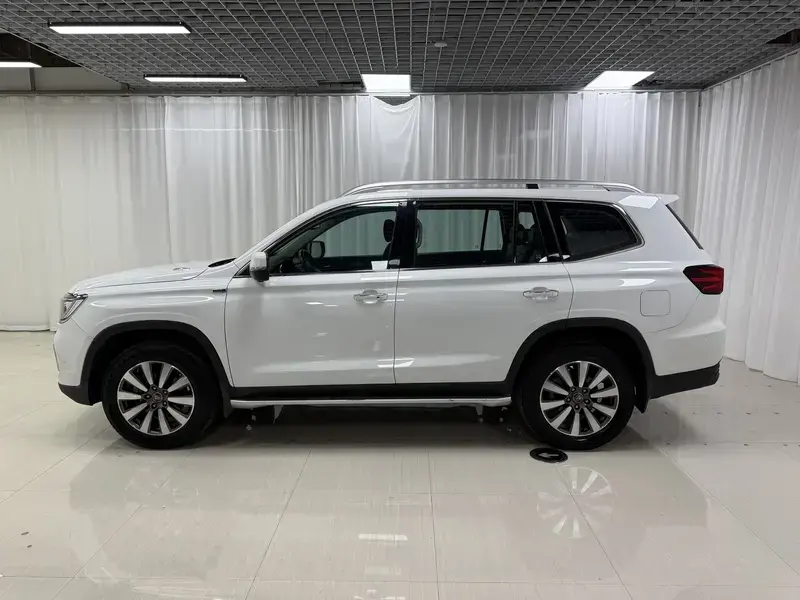 2019 Roewe RX8 с пробегом 61 500 км