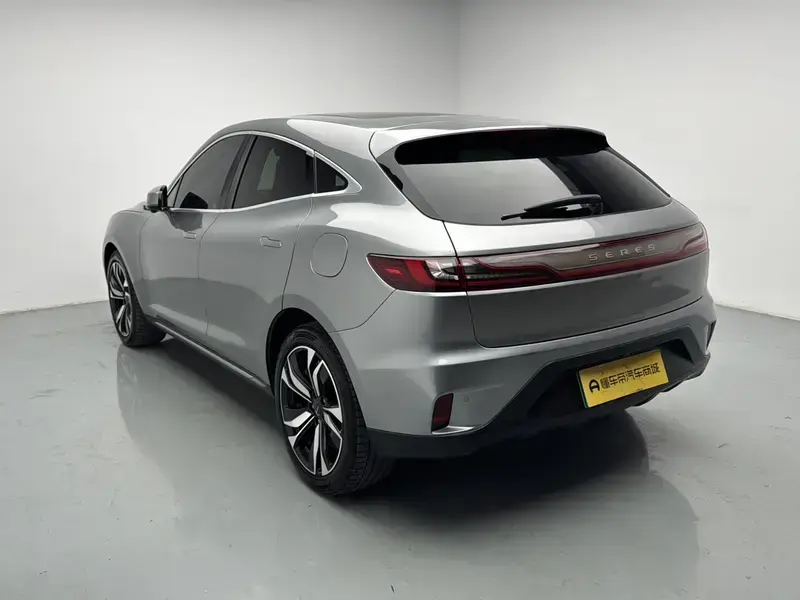2021 Seres SF5 с пробегом 82 300 км