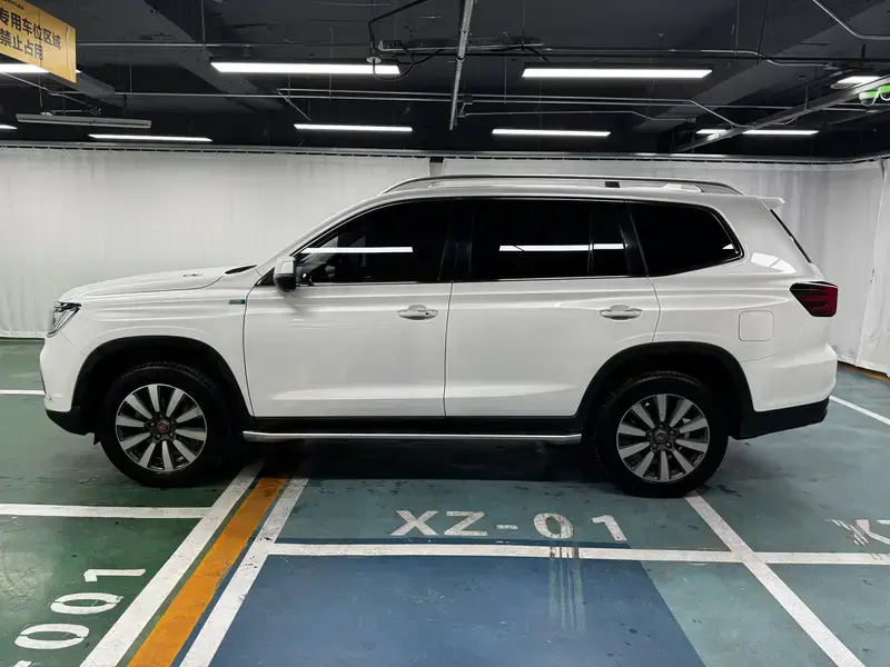 2019 Roewe RX8 с пробегом 92 800 км