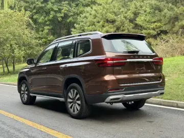 2018 Roewe RX8 с пробегом 70 000 км