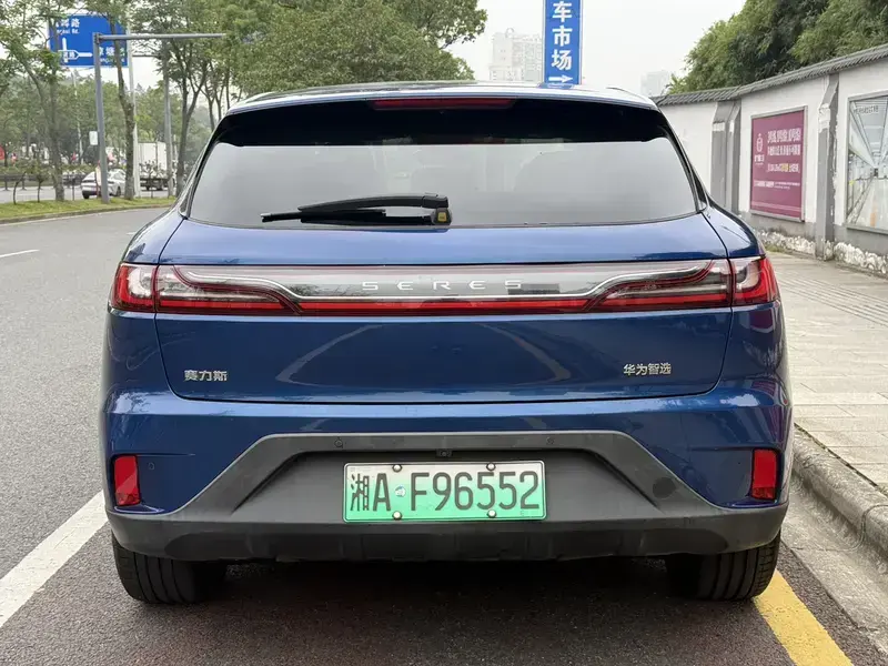 2020 Seres SF5 с пробегом 73 000 км