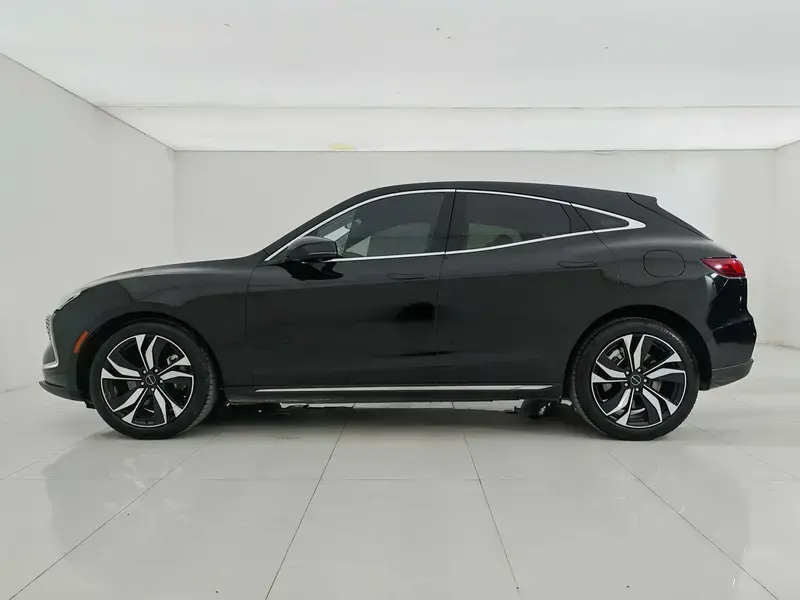 2020 Seres SF5 с пробегом 61 600 км
