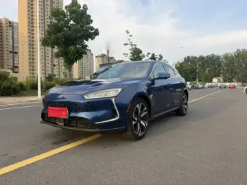 2021 Seres SF5 с пробегом 65 000 км