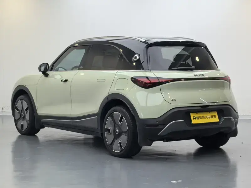 2022 Smart #1 с пробегом 14 600 км