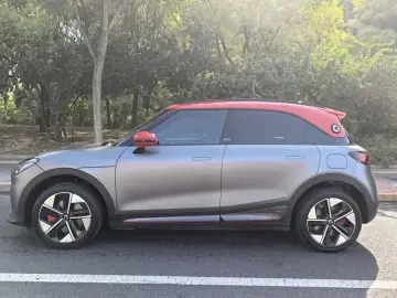 2022 Smart #1 с пробегом 49 000 км