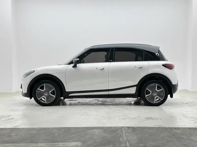 2024 Smart #1 с пробегом 42 300 км