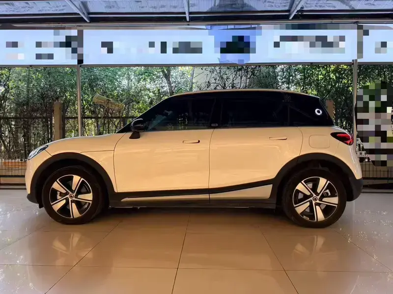 2024 Smart #1 с пробегом 10 000 км