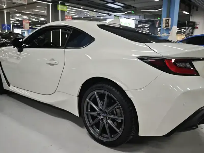 2022 Subaru BRZ с пробегом 23 000 км