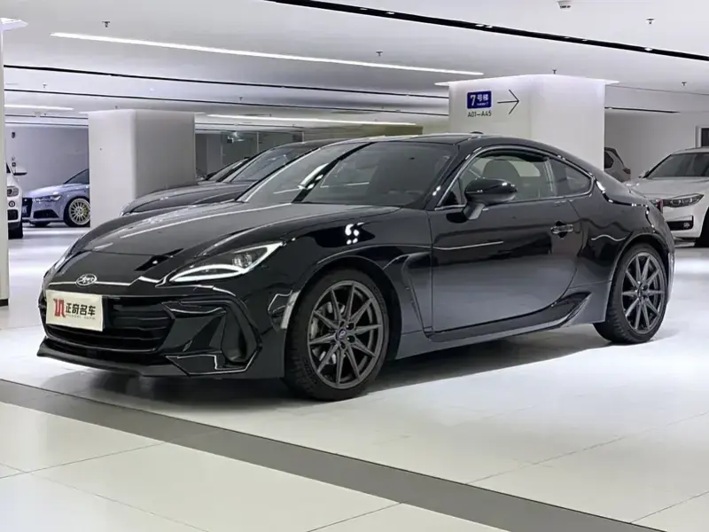 2022 Subaru BRZ с пробегом 16 000 км