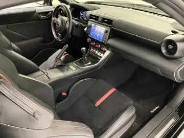 2022 Subaru BRZ с пробегом 16 000 км